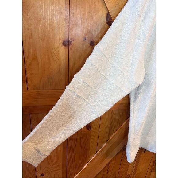 Babe Vibes Barbie Oversized Sweatshirt / Sweater Size XL nwt (3604) Read - Picture 2 of 9